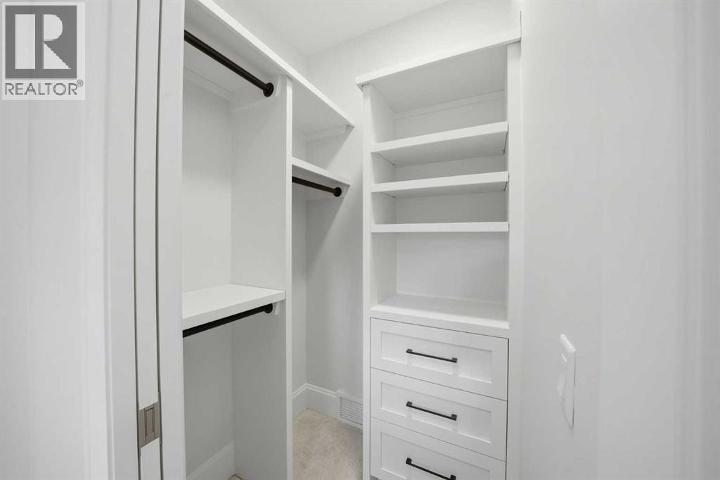 Single Family House for Sale in   Street NW Parkdale Calgary 