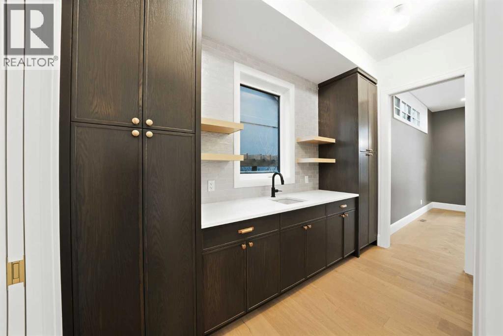 Single Family House for Sale in   Street NW Parkdale Calgary 