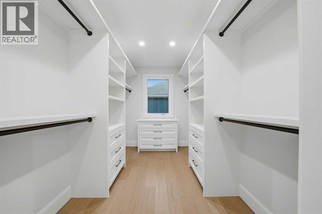 Single Family House for Sale in   Street NW Parkdale Calgary 