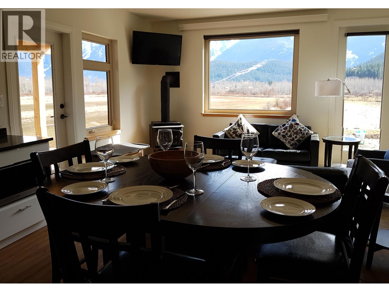 1380 COLLINS ROAD, Pemberton