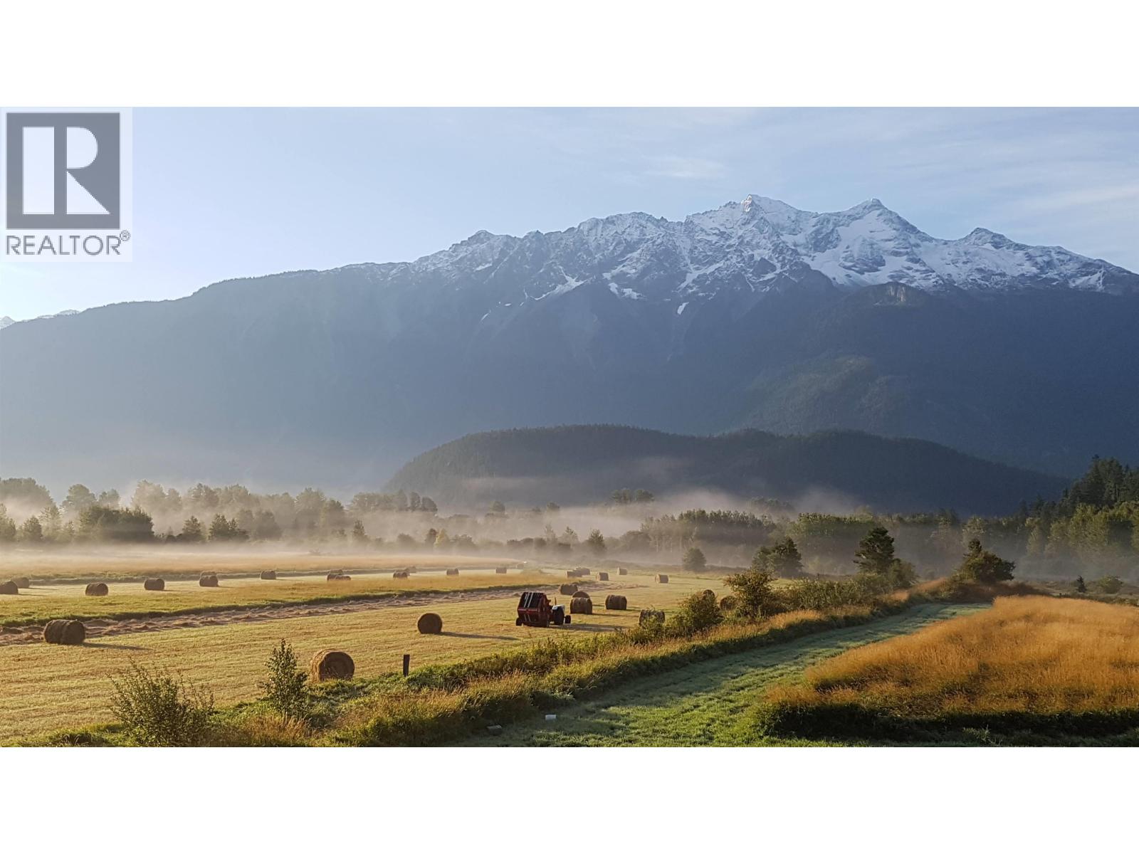 1380 COLLINS ROAD, Pemberton