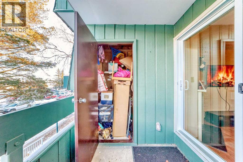 Single Family House for Sale in   Southampton Drive SW Southwood Calgary 