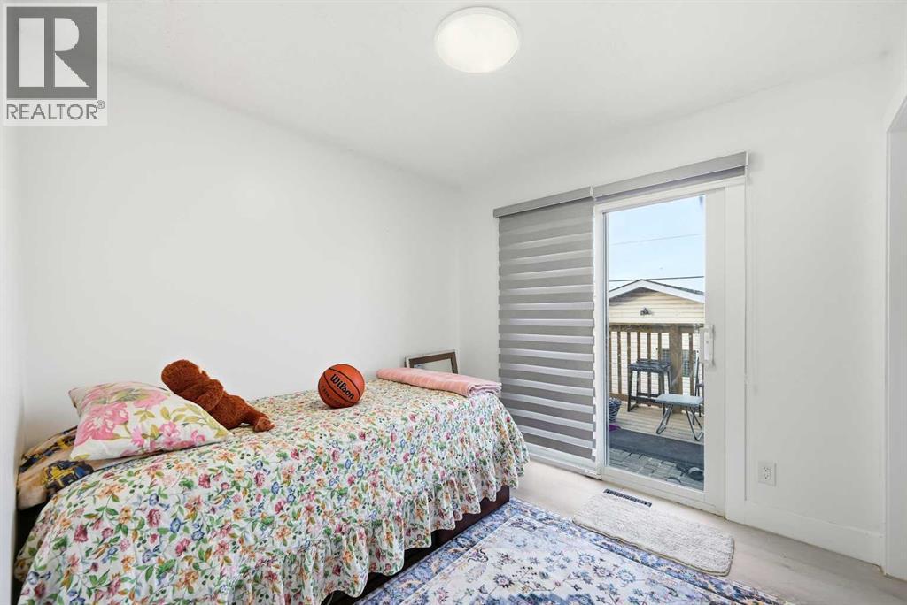 Single Family House Bi-level for Sale in   Avenue NE Pineridge Calgary 