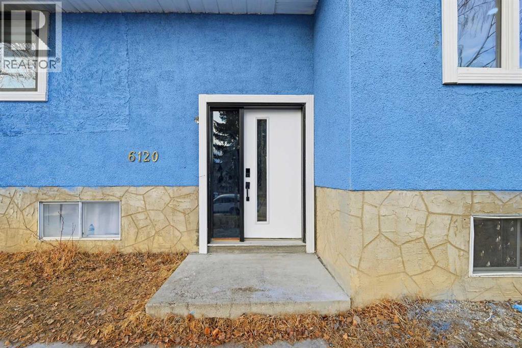 Single Family House Bi-level for Sale in   Avenue NE Pineridge Calgary 