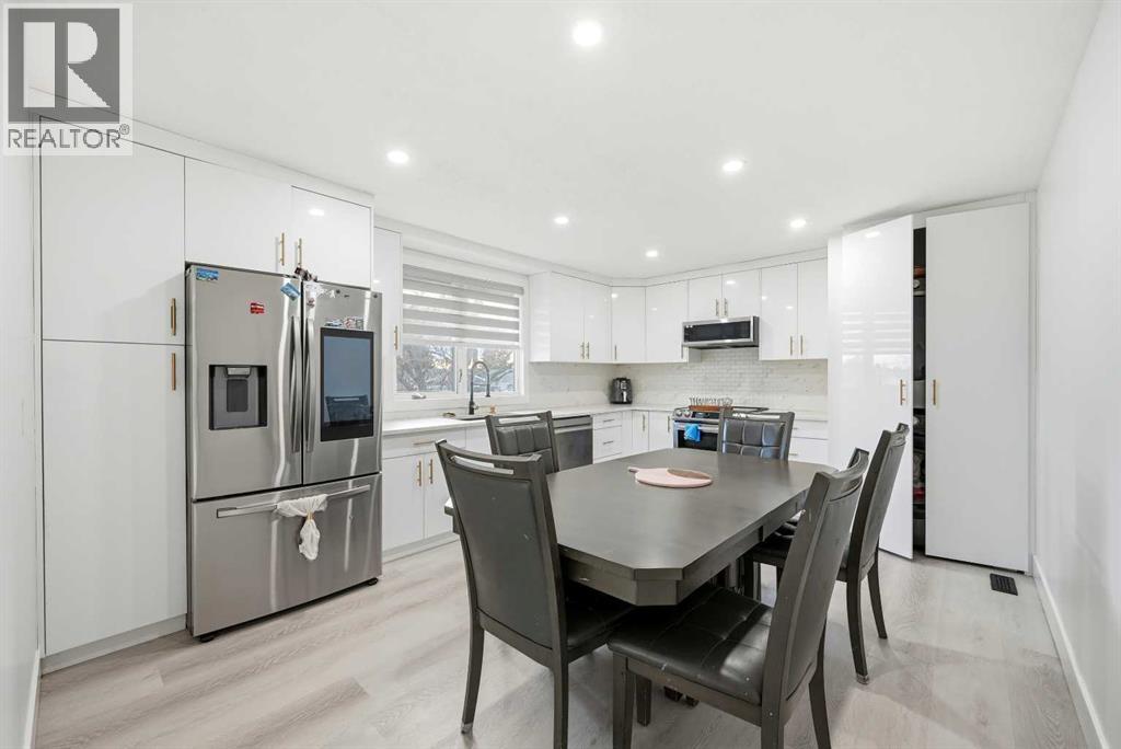 Single Family House Bi-level for Sale in   Avenue NE Pineridge Calgary 