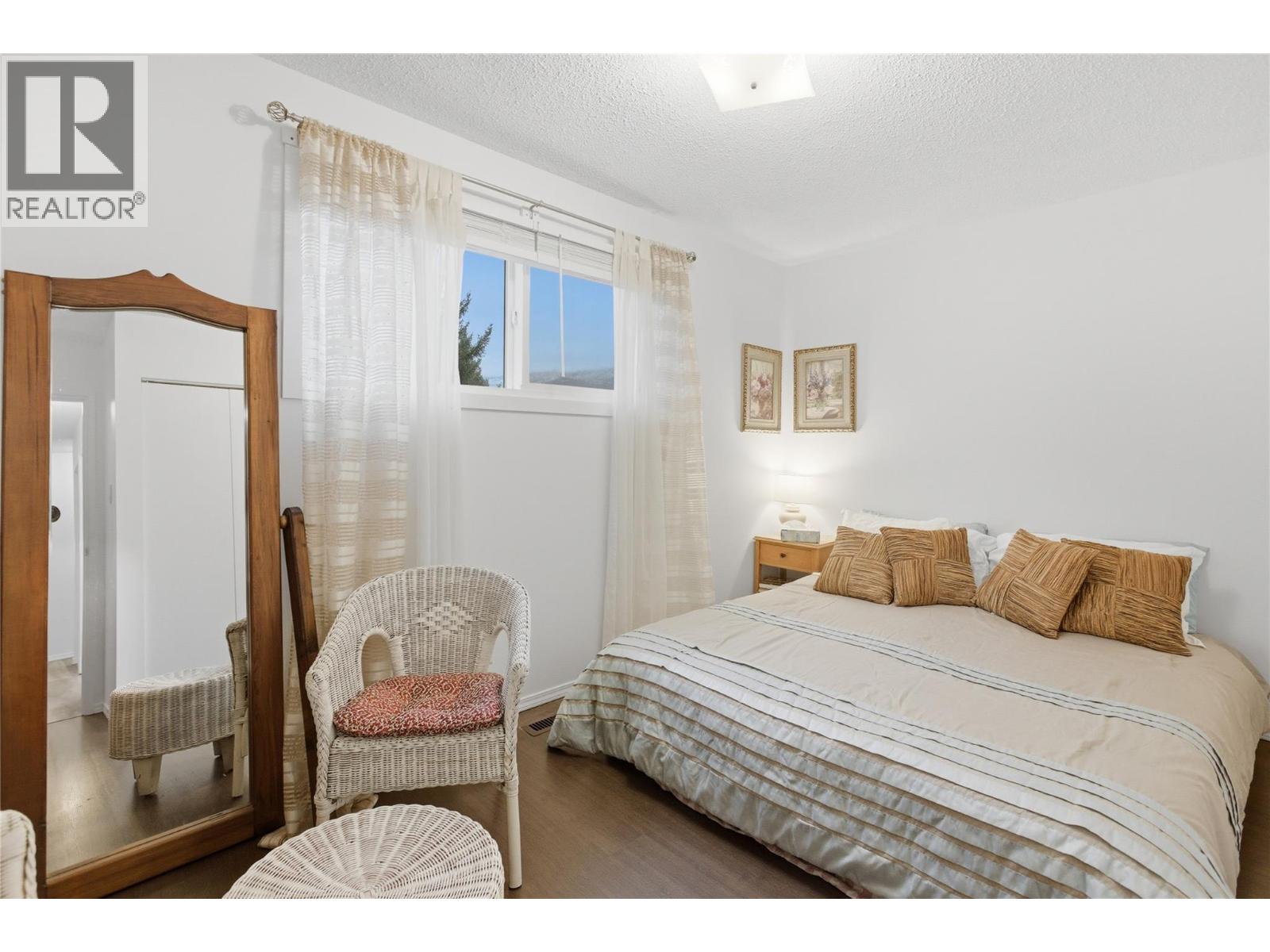 1582 Stage Road, Cache Creek