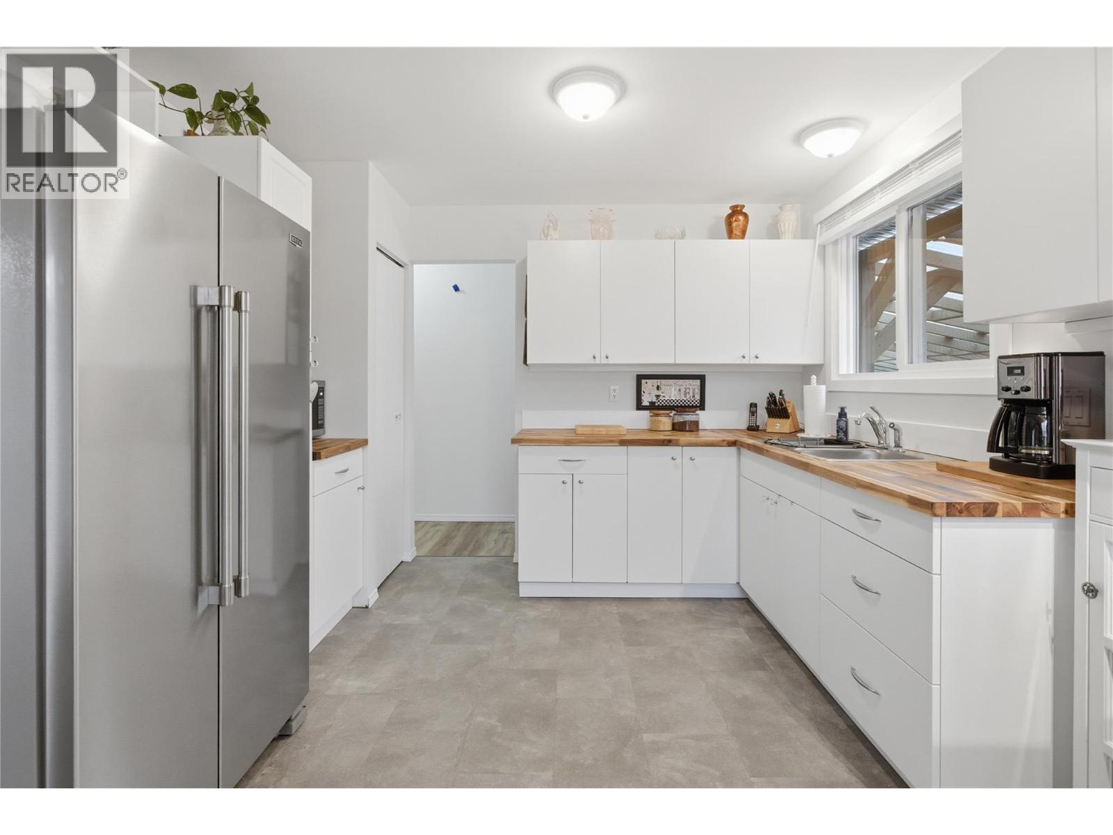 1582 Stage Road, Cache Creek