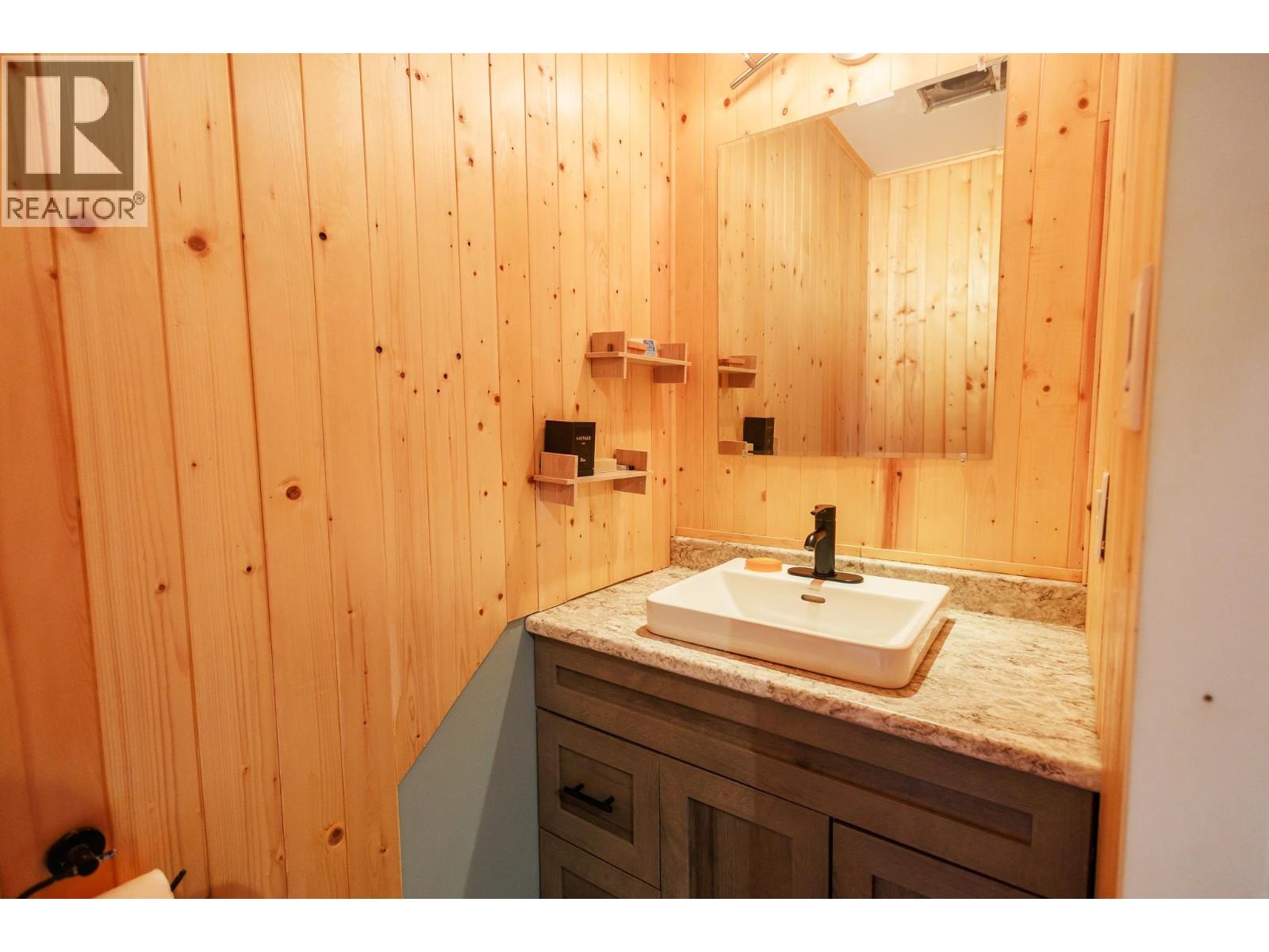 5283 OLD REMO Road, Terrace