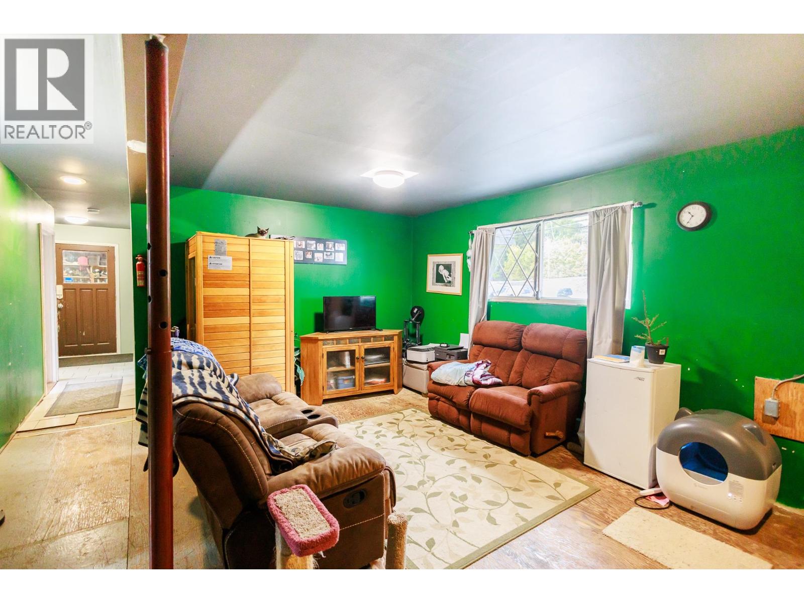 5283 OLD REMO Road, Terrace