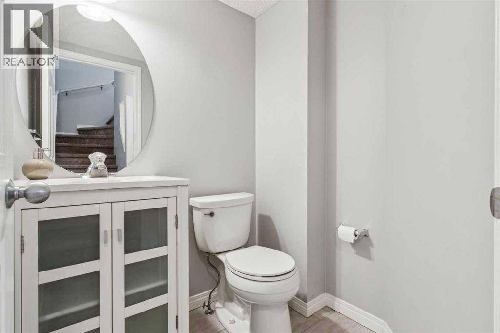 Single Family House for Sale in  Tuscany Springs Gardens NW Tuscany Calgary 