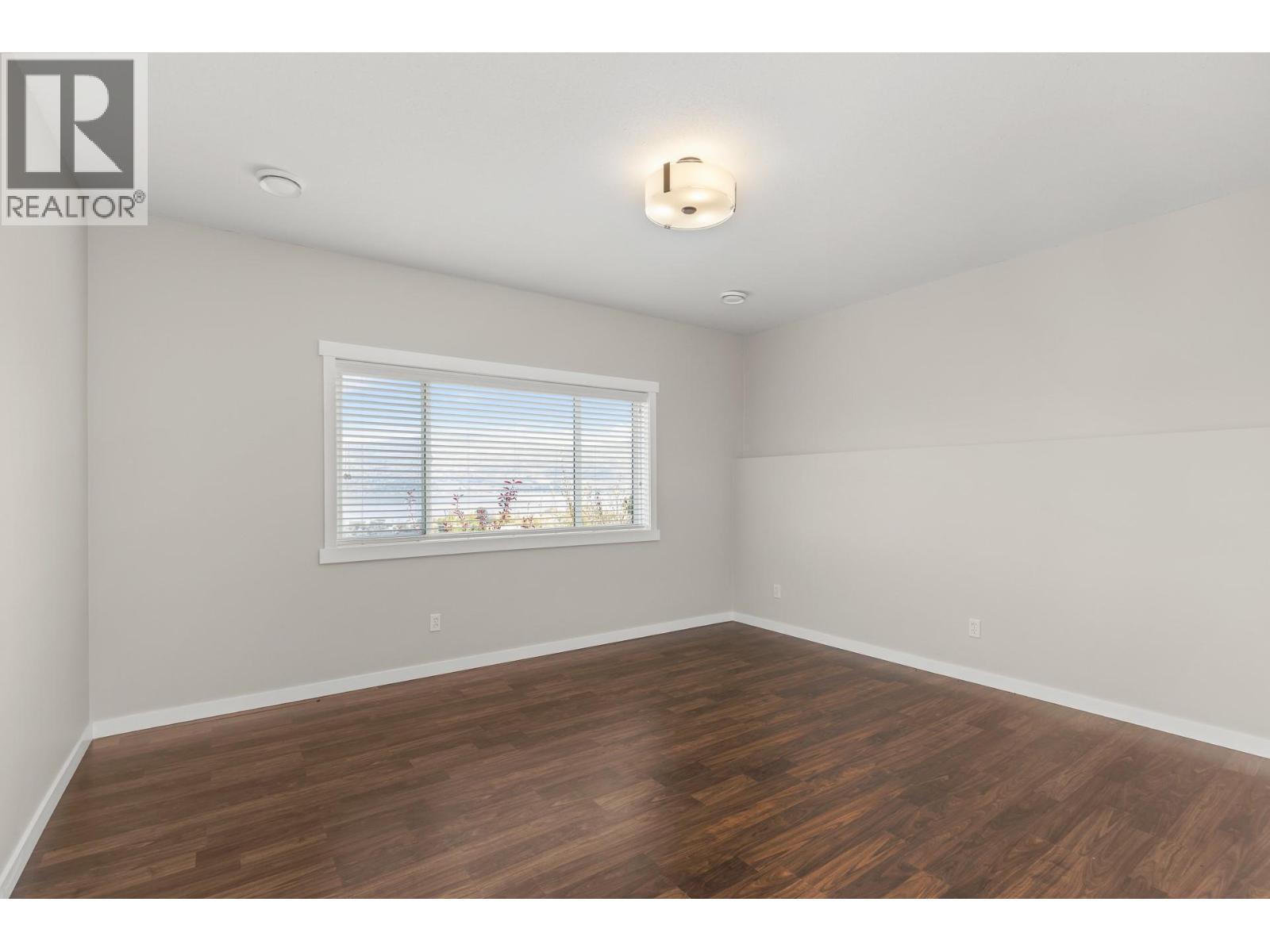  3513 EMPIRE Place, West Kelowna