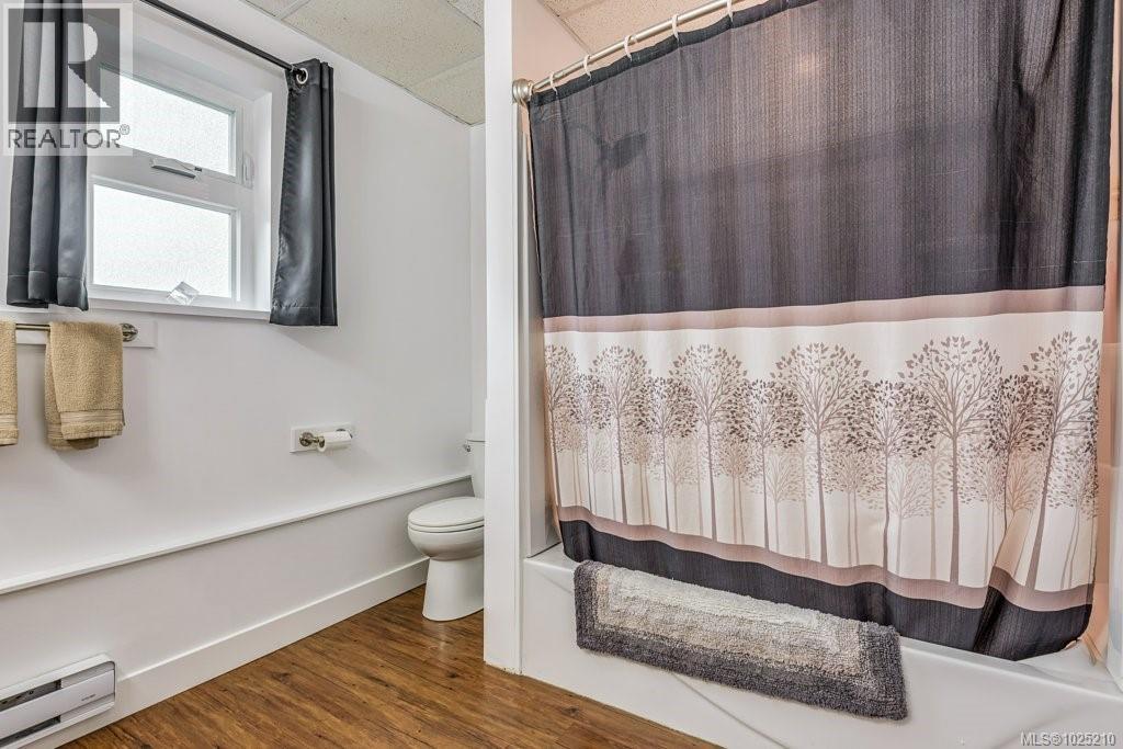 80 Masters Rd, Campbell River