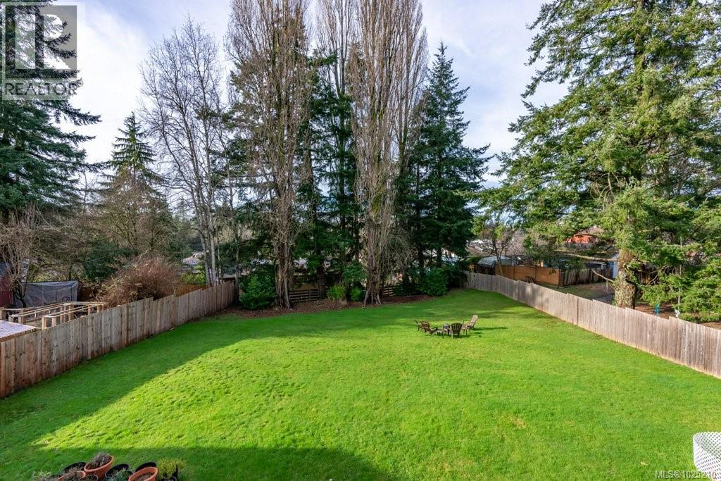 80 Masters Rd, Campbell River