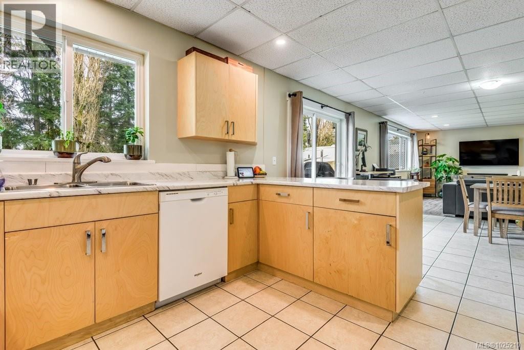 80 Masters Rd, Campbell River