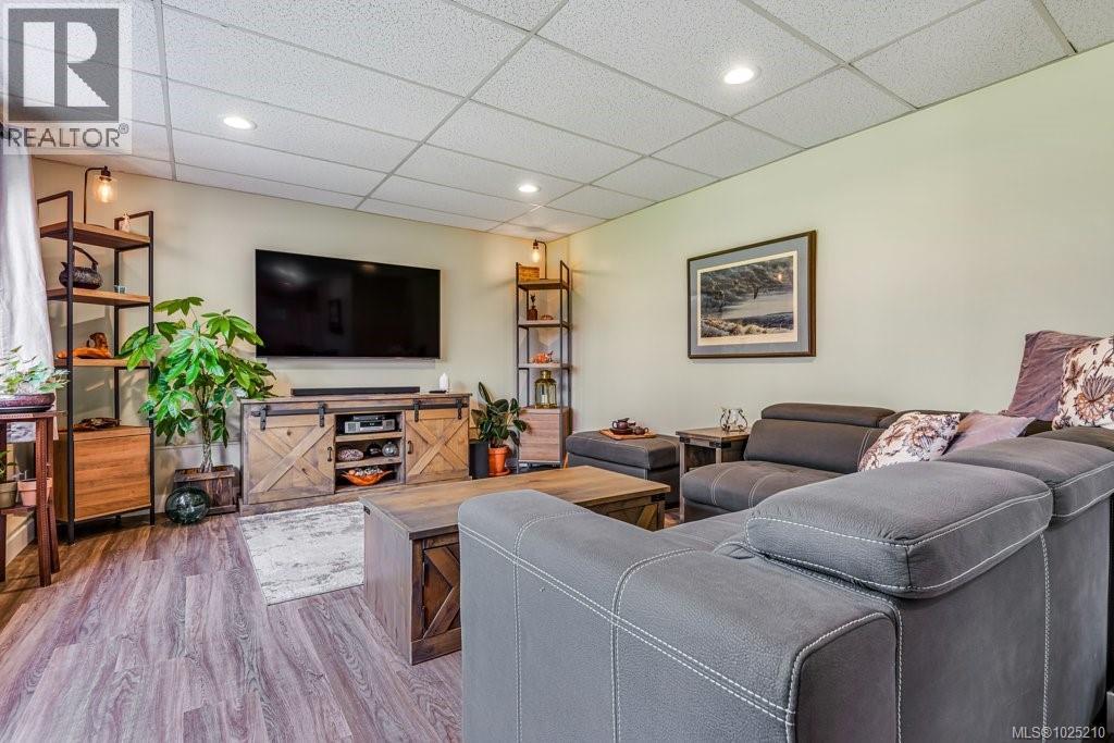 80 Masters Rd, Campbell River