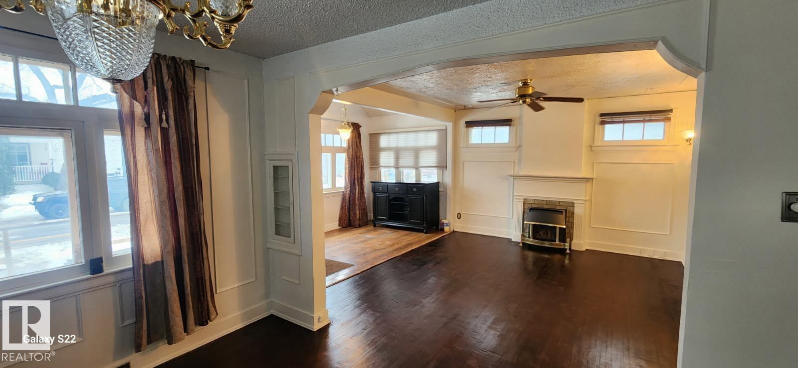 11619 96 ST NW, Edmonton