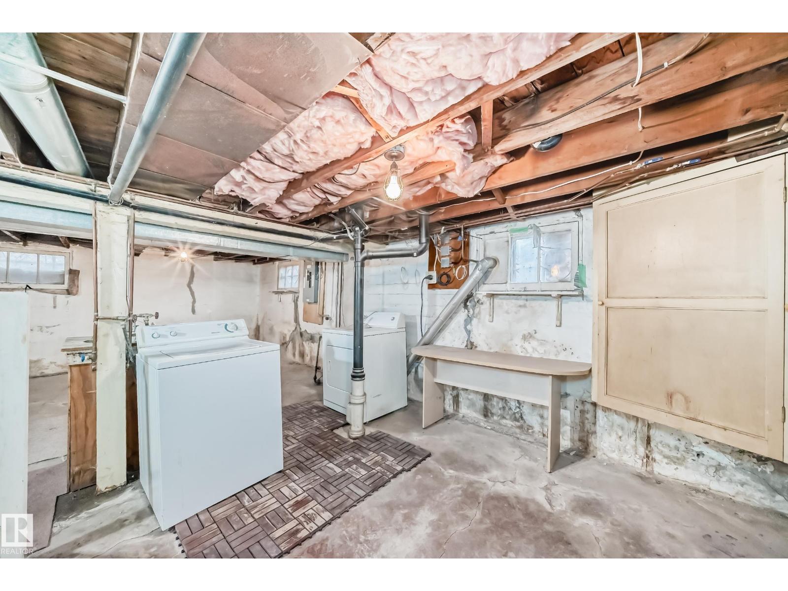 11619 96 ST NW, Edmonton