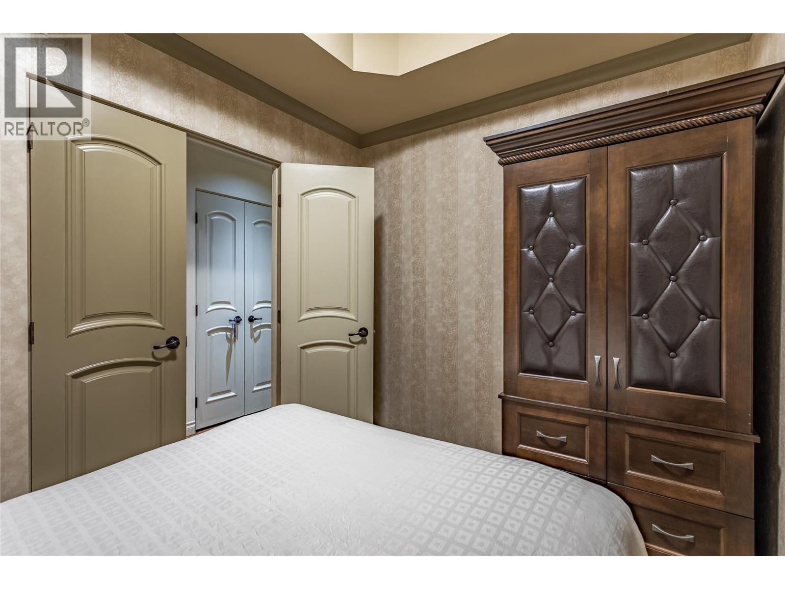 363 A3 1288 Water Street, Kelowna