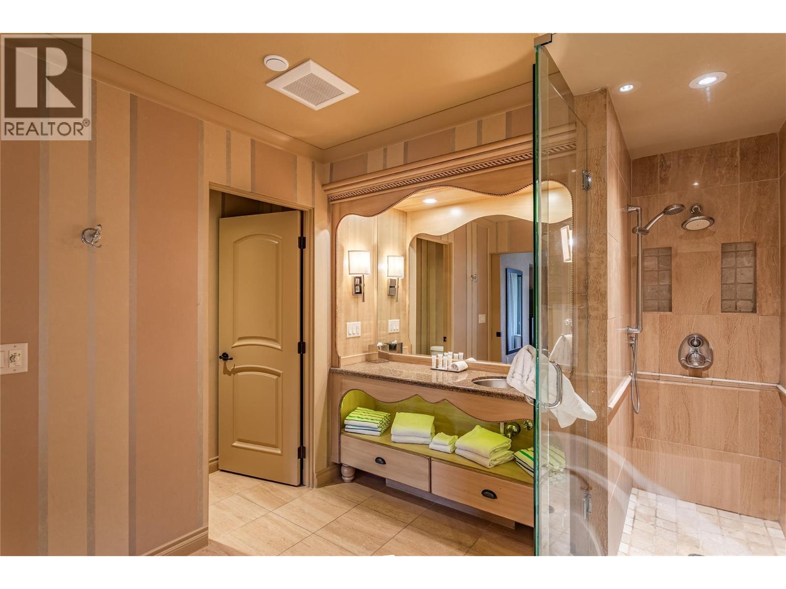 363 A3 1288 Water Street, Kelowna