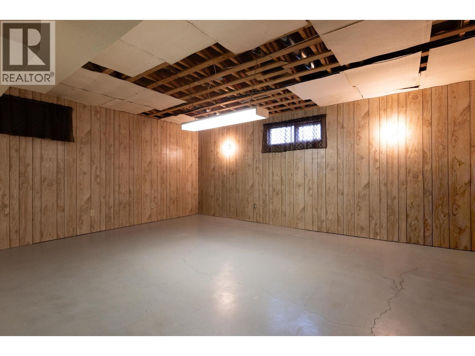 379 KILLOREN CRESCENT - 7