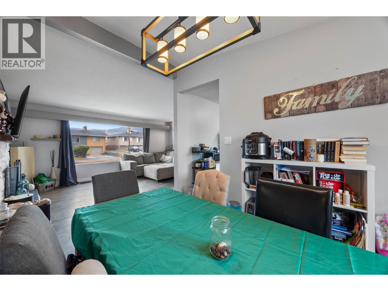 1024 Pembroke Avenue, Kamloops