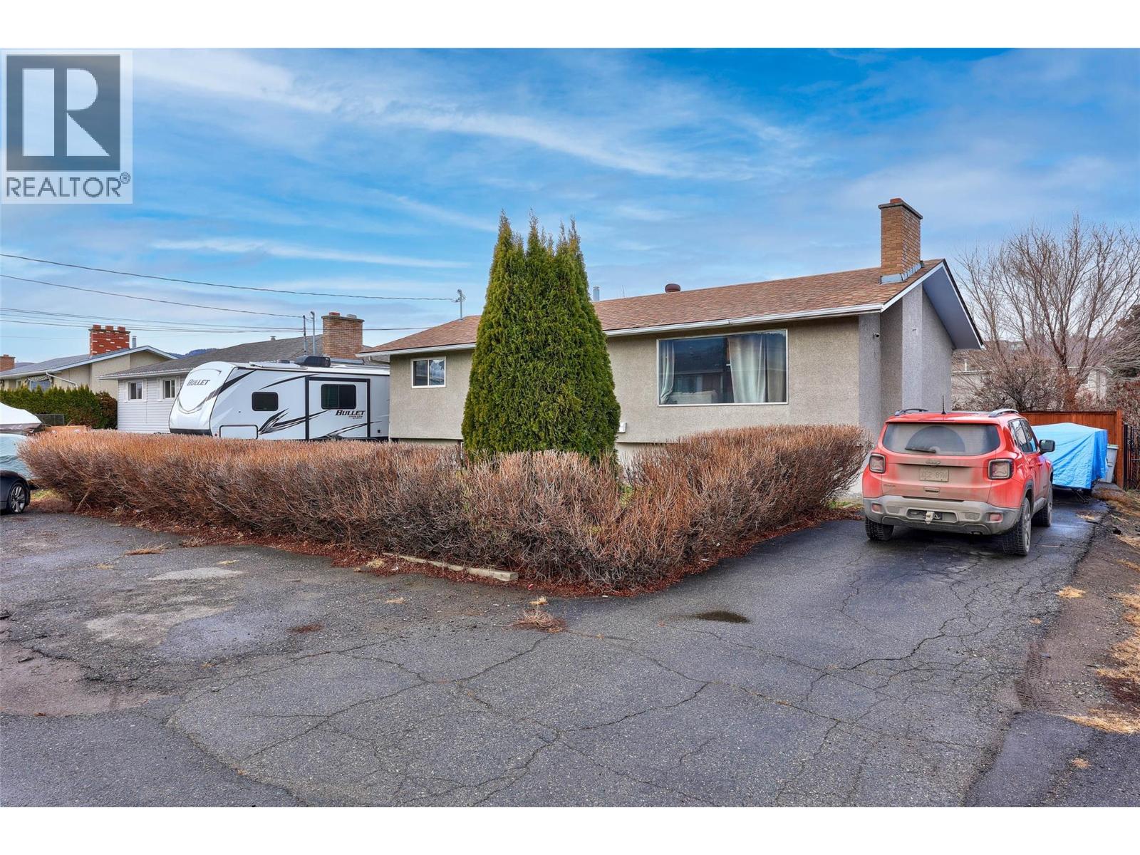 1024 Pembroke Avenue, Kamloops