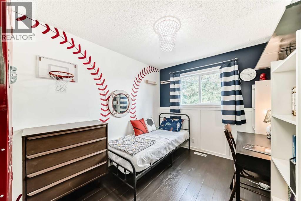 Single Family House Bungalow for Sale in  Taraglen Road NE Taradale Calgary 