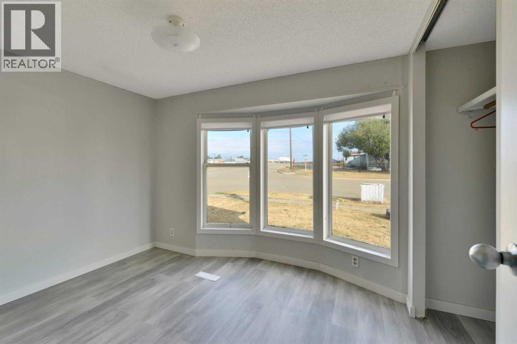 1911 20 Street, Delburne