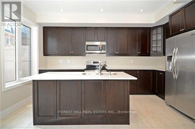 Single Family House for Sale in    MAJOR MACKENZIE DRIVE W Vaughan (Patterson) 