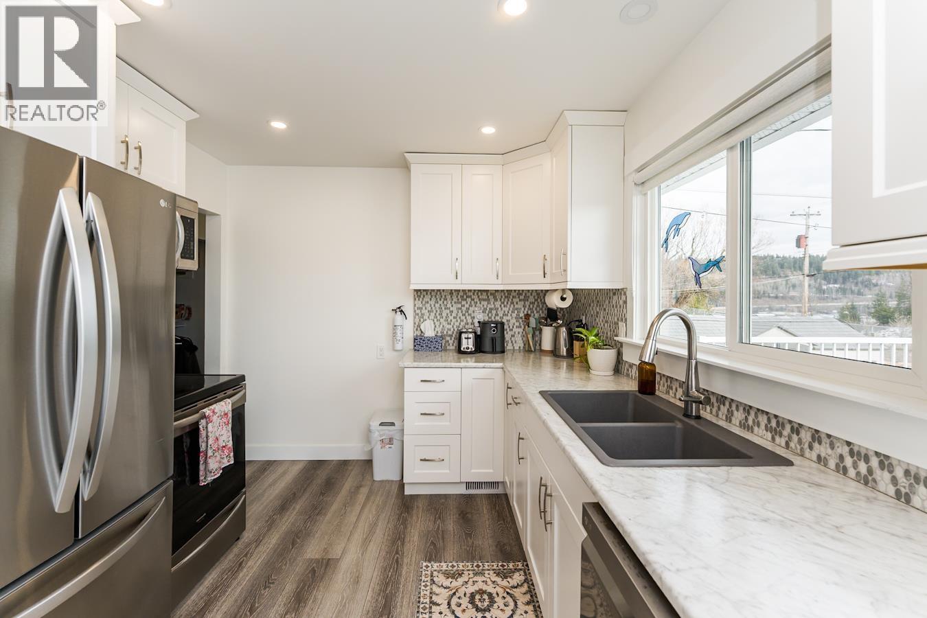 138 KELLY STREET - 7