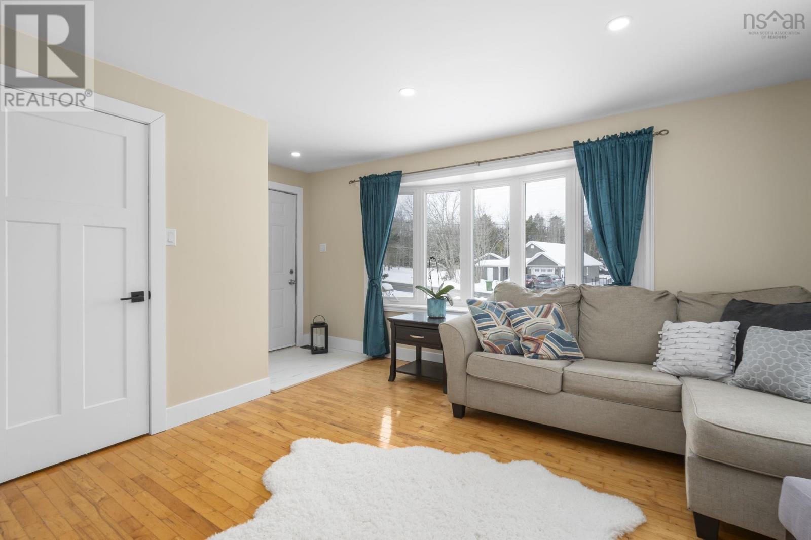 Property 24 of 41 of 218 St Andrews Street