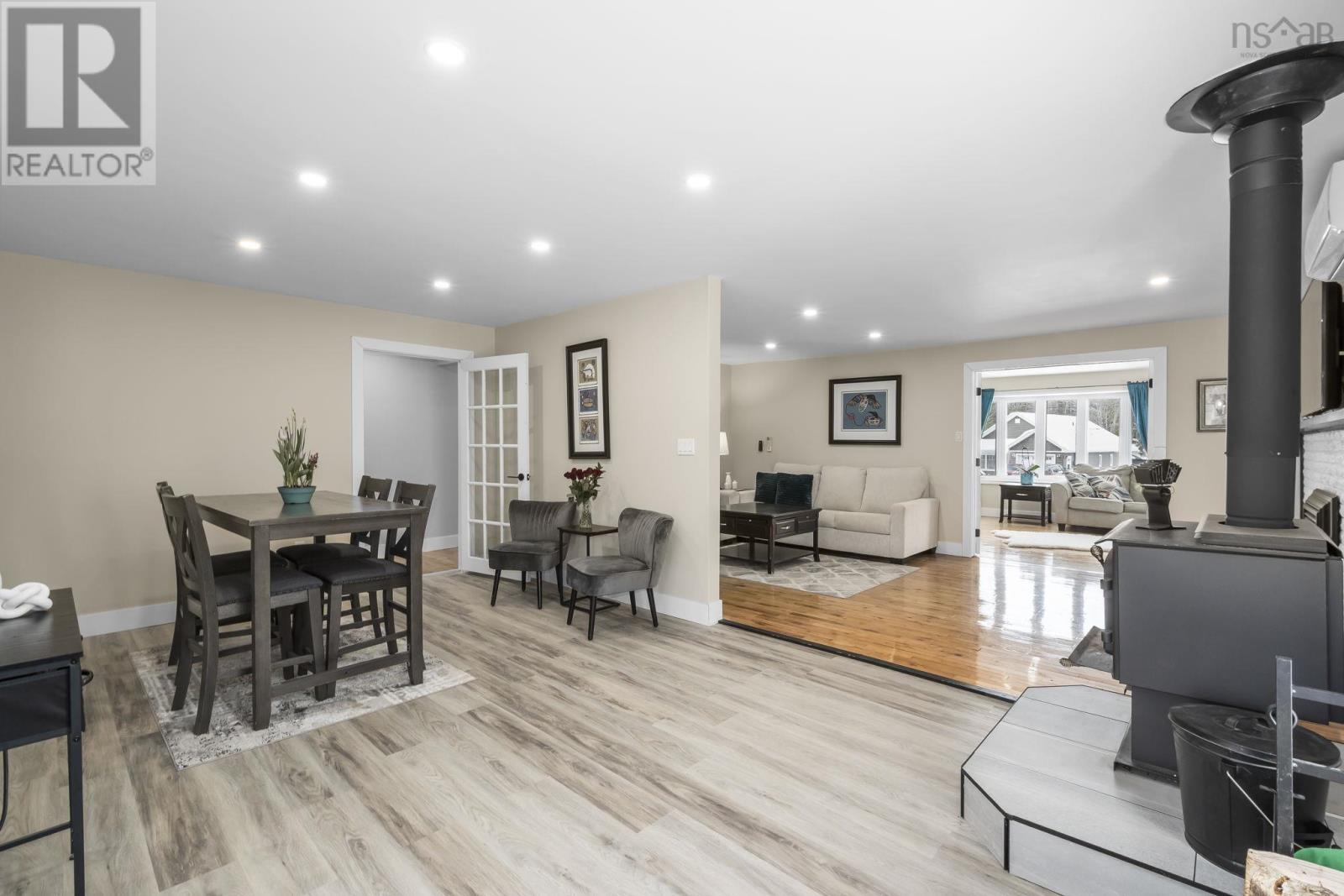 Property 17 of 41 of 218 St Andrews Street