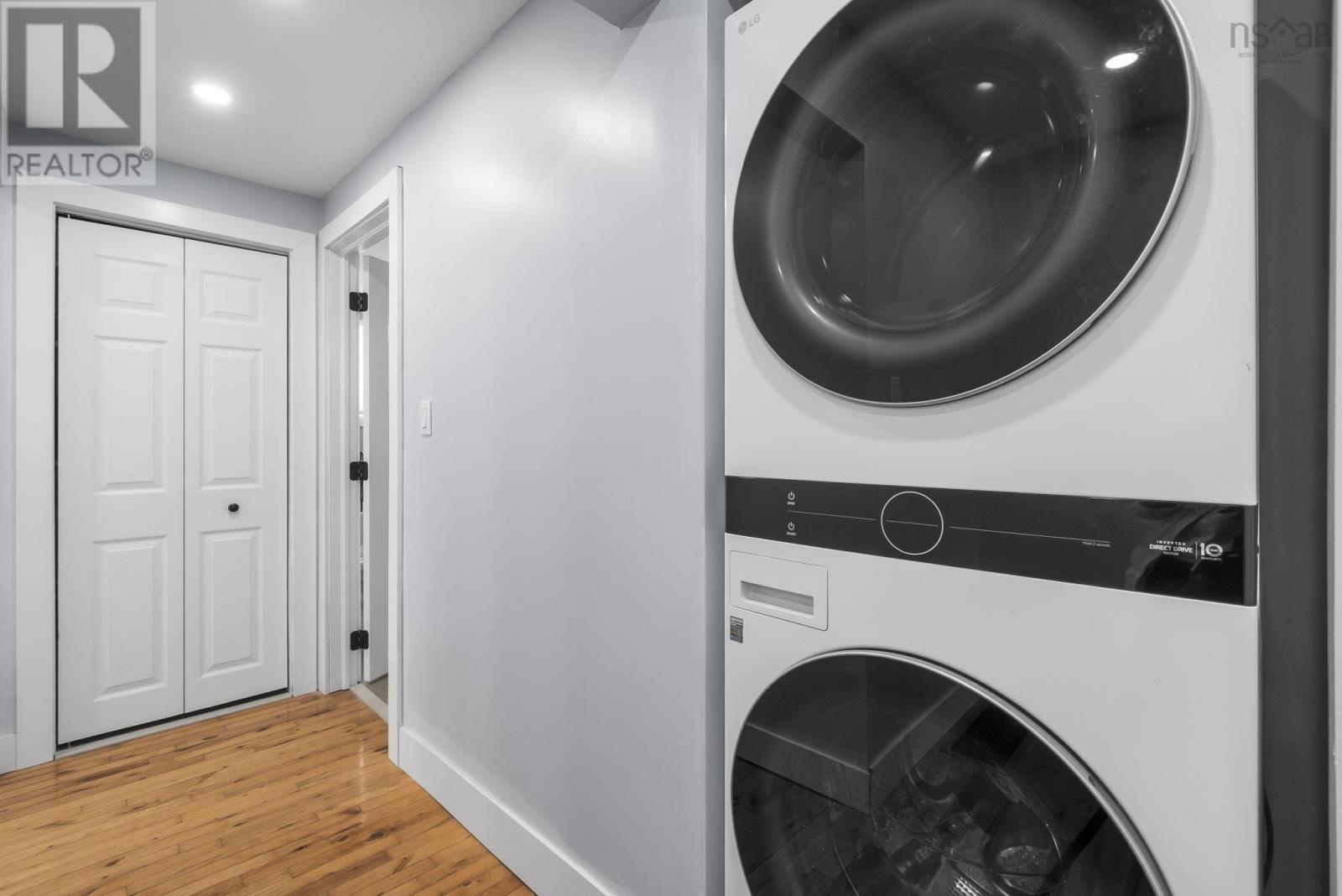 Property 25 of 41 of 218 St Andrews Street