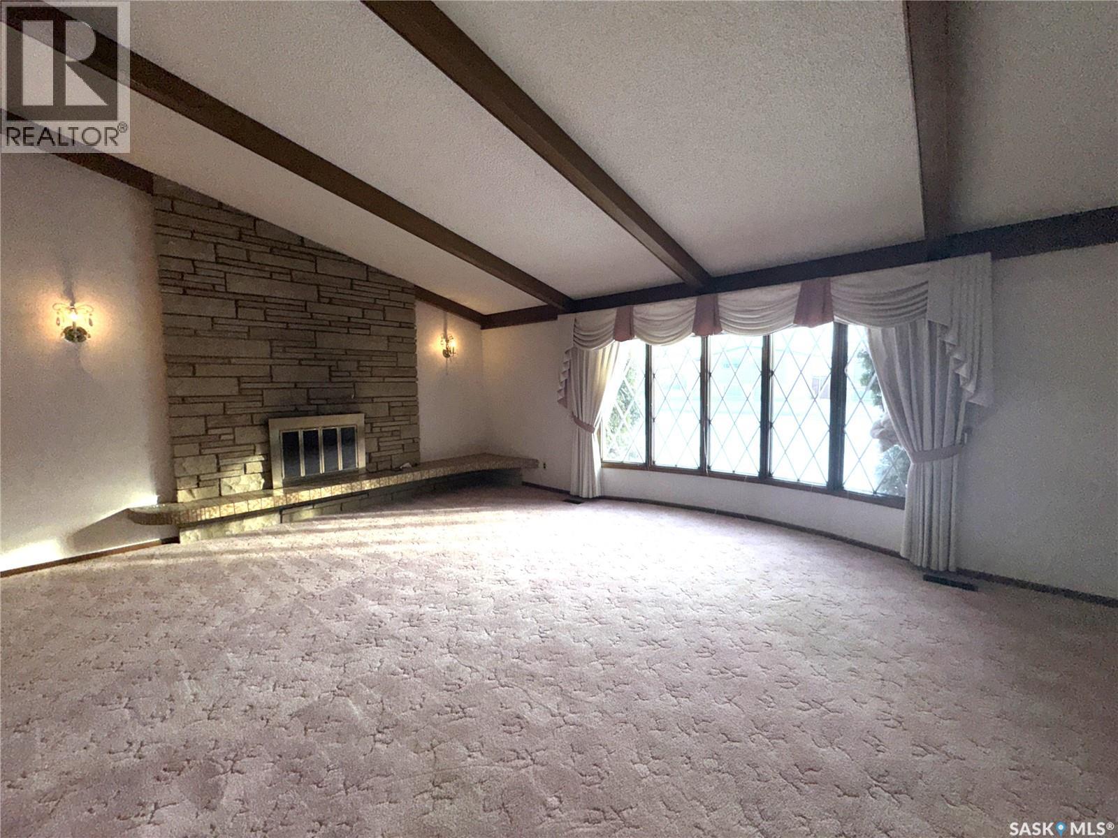 503 7th AVENUE W - Photo 5 of 50, Biggar, Saskatchewan