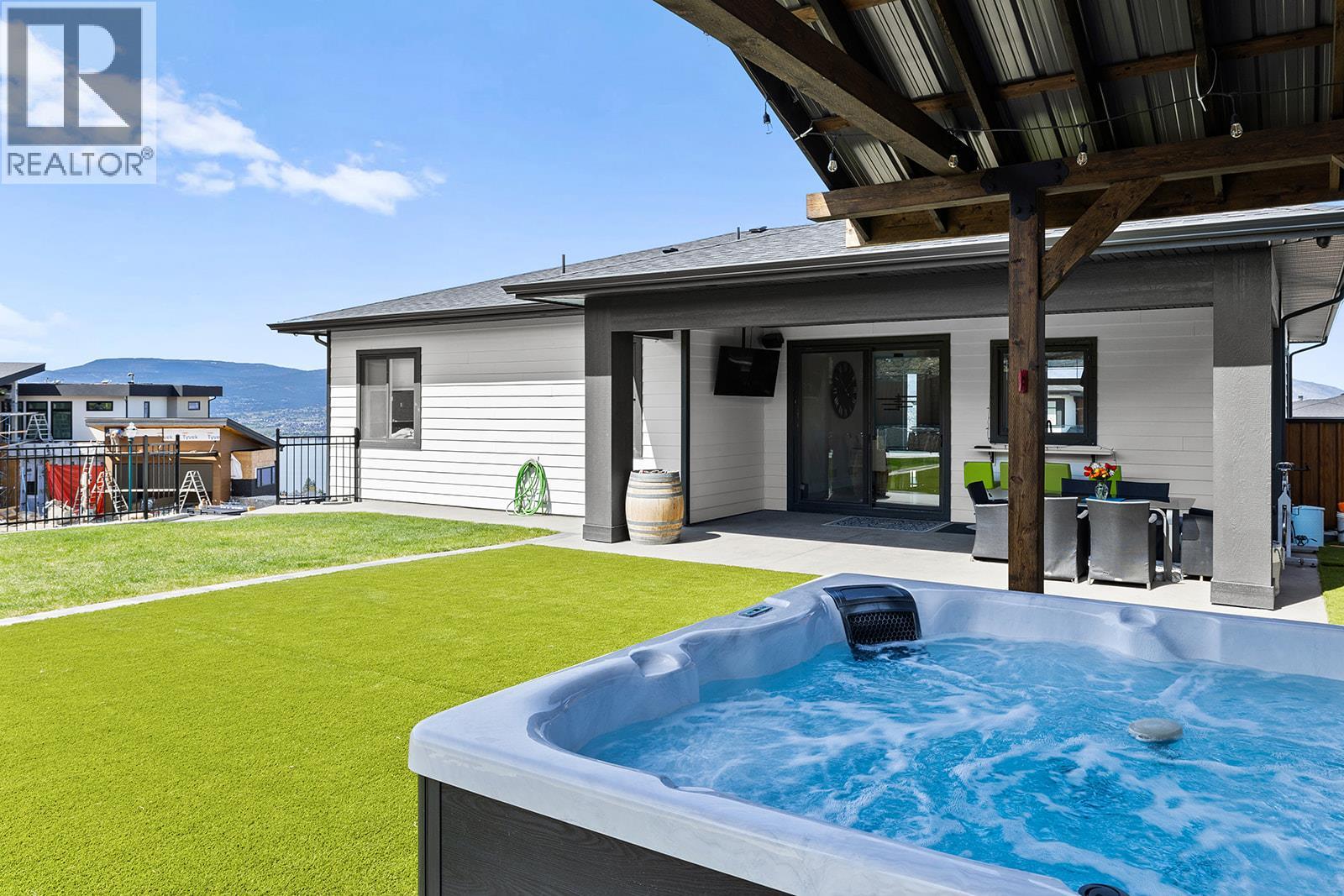  443 Redtail Court, Kelowna