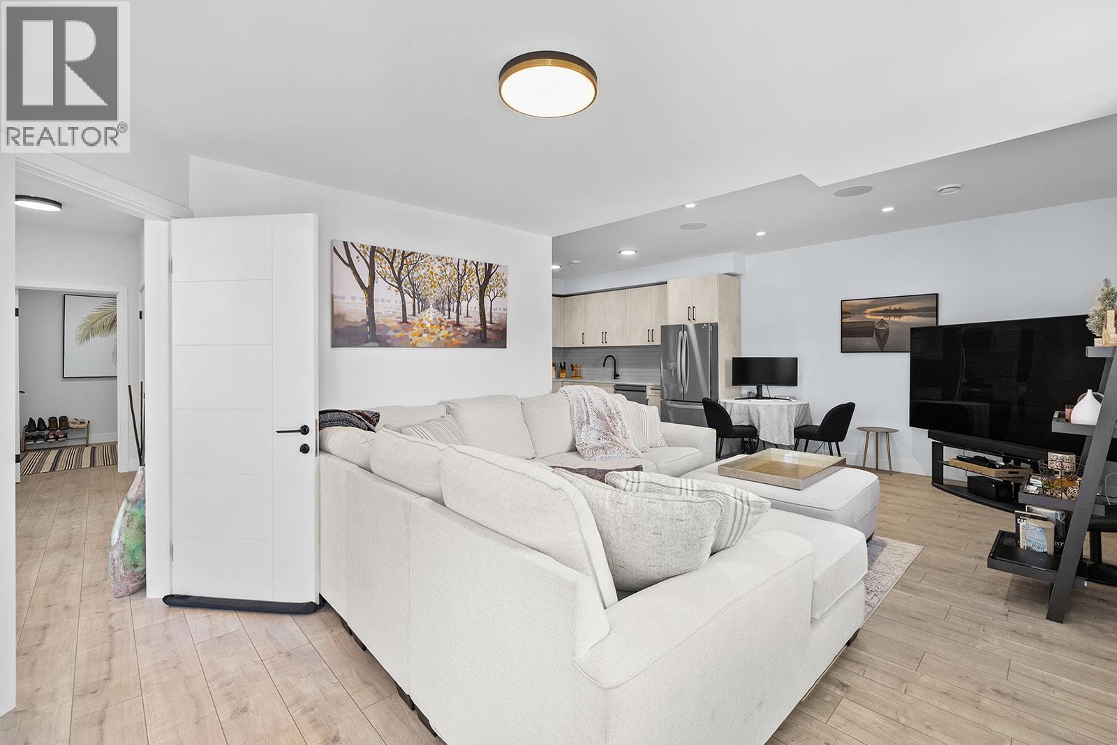  443 Redtail Court, Kelowna