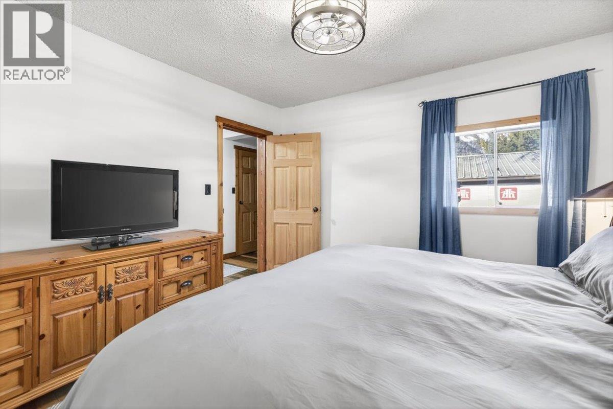 1091 4TH Avenue Unit# A, Fernie