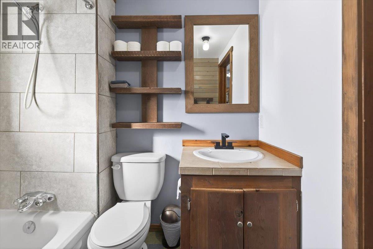 1091 4TH Avenue Unit# A, Fernie