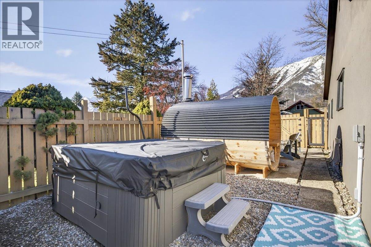 1091 4TH Avenue Unit# A, Fernie