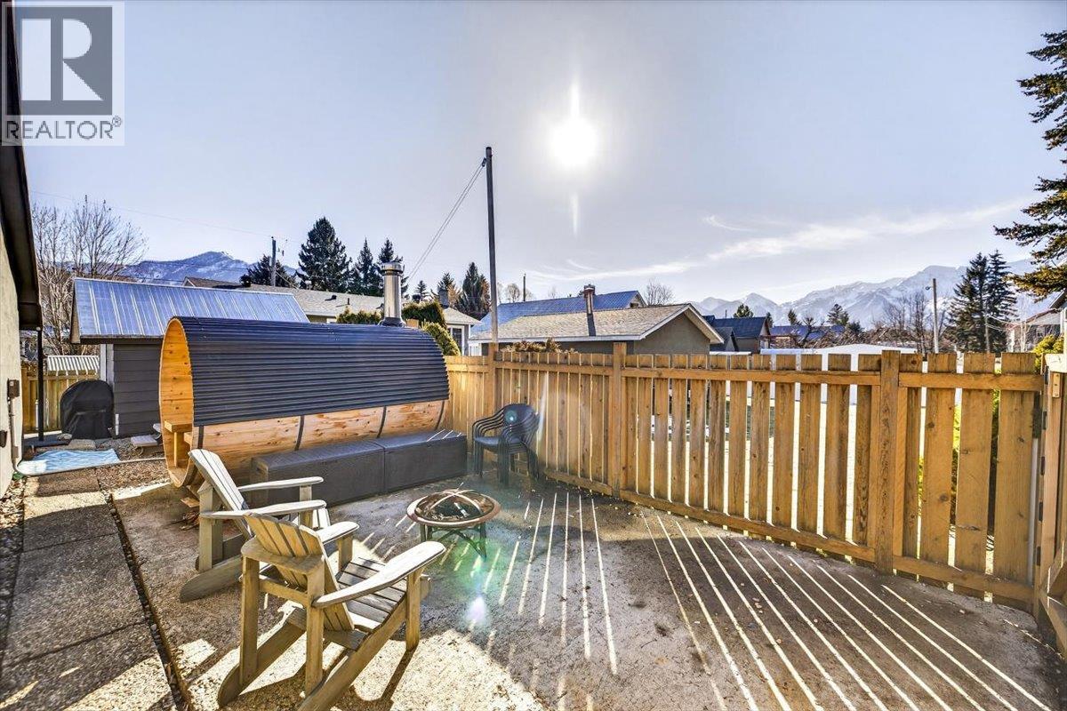 1091 4TH Avenue Unit# A, Fernie