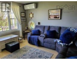 4pc Ensuite bath - 5226 Hwy #3, Shag Harbour, NS B0W3B0 Photo 8