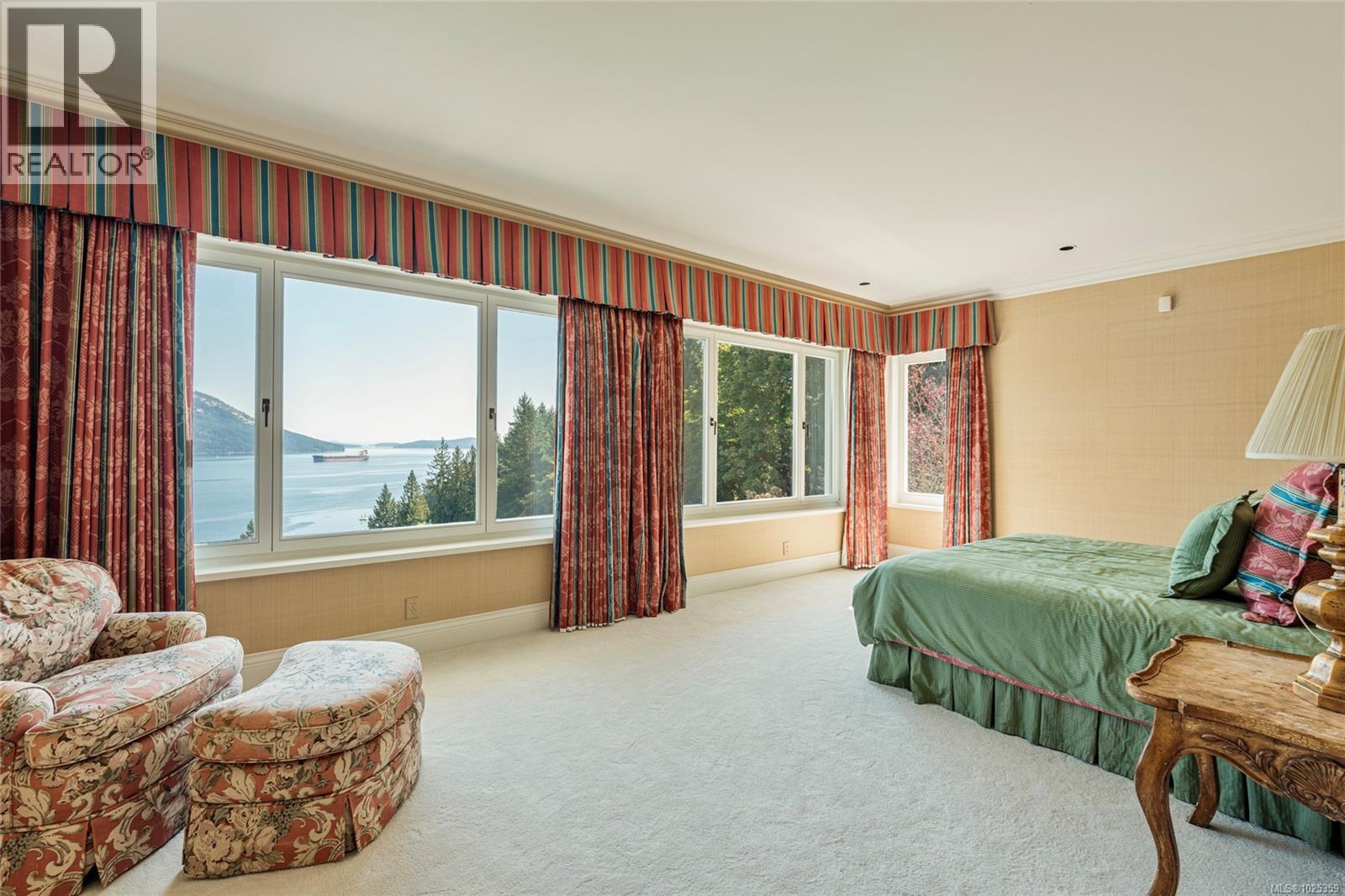 1257 Cherry Point Rd, Cowichan Bay