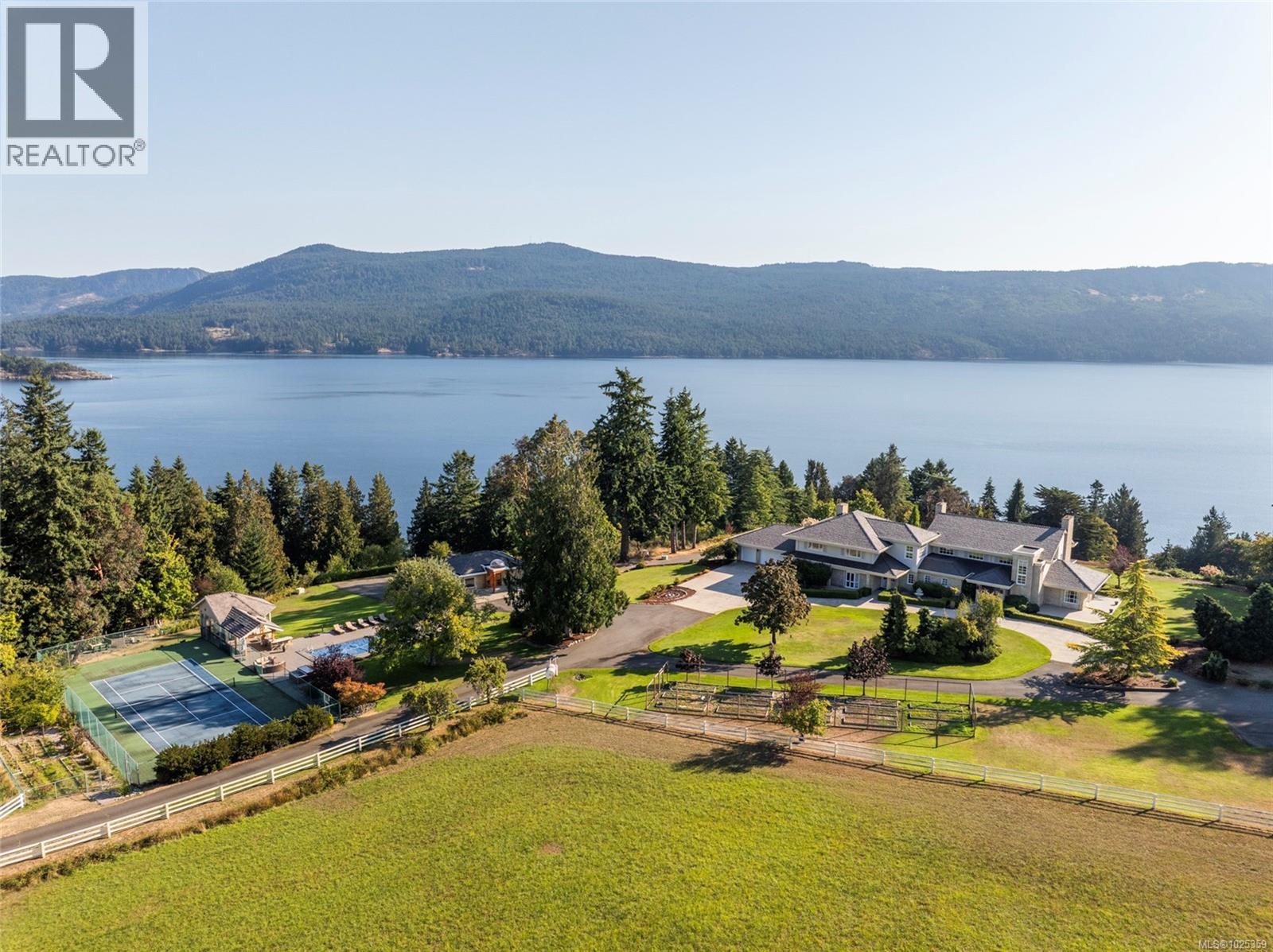 1257 Cherry Point Rd, Cowichan Bay