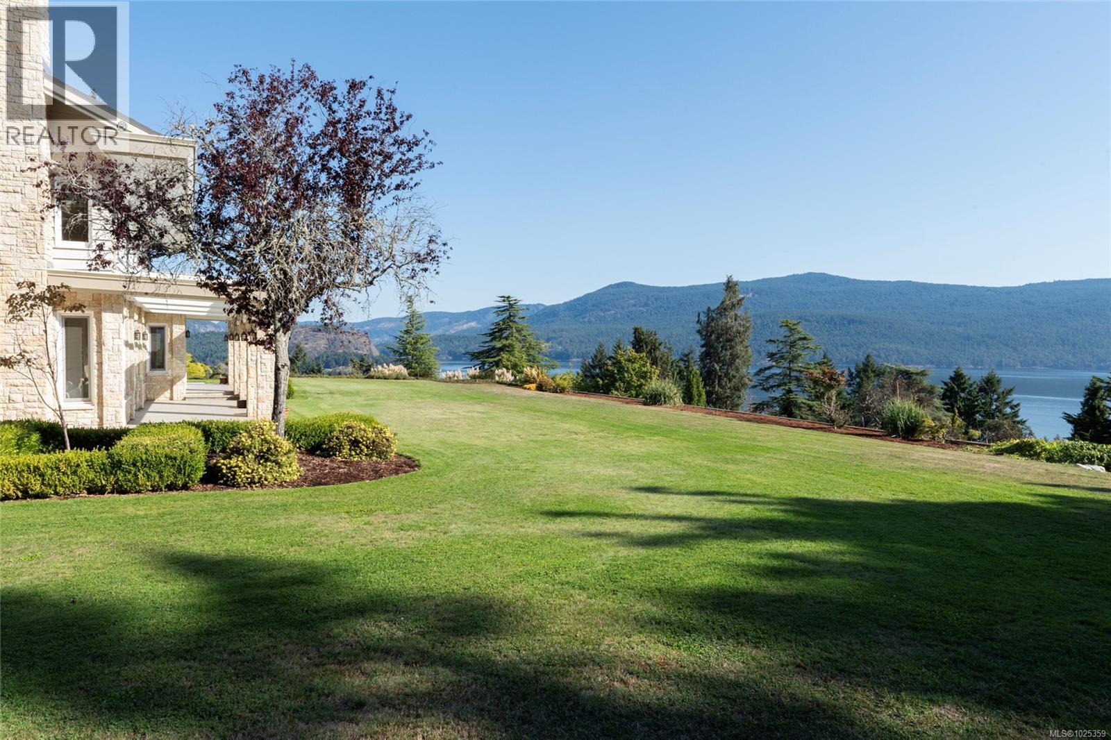 1257 Cherry Point Rd, Cowichan Bay