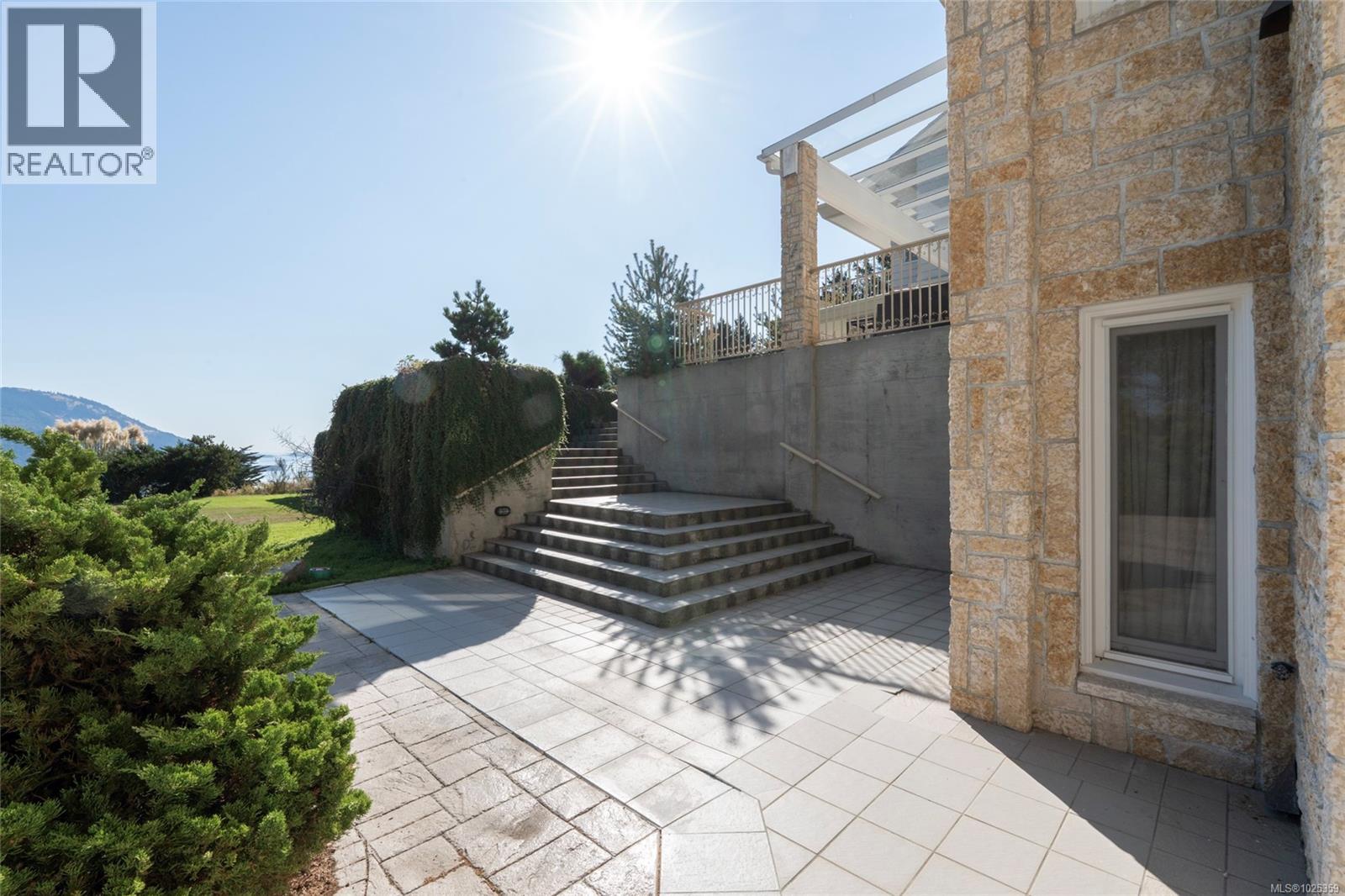 1257 Cherry Point Rd, Cowichan Bay