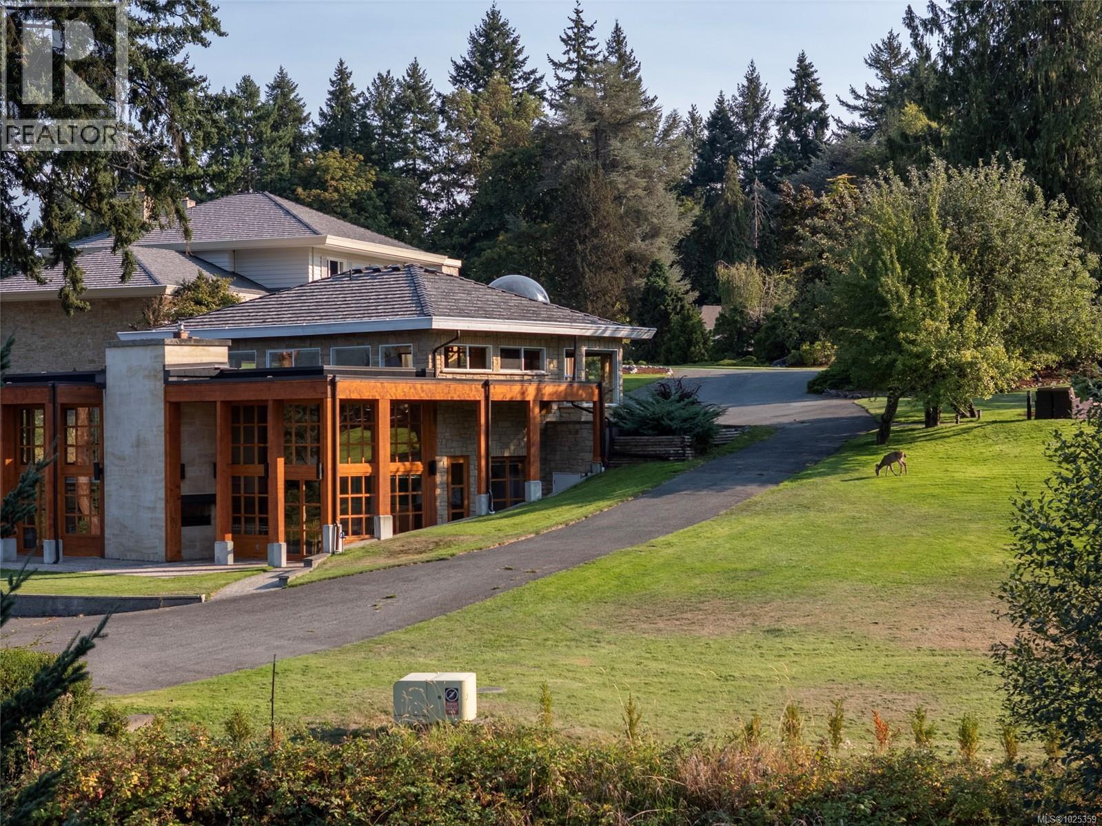 1257 Cherry Point Rd, Cowichan Bay