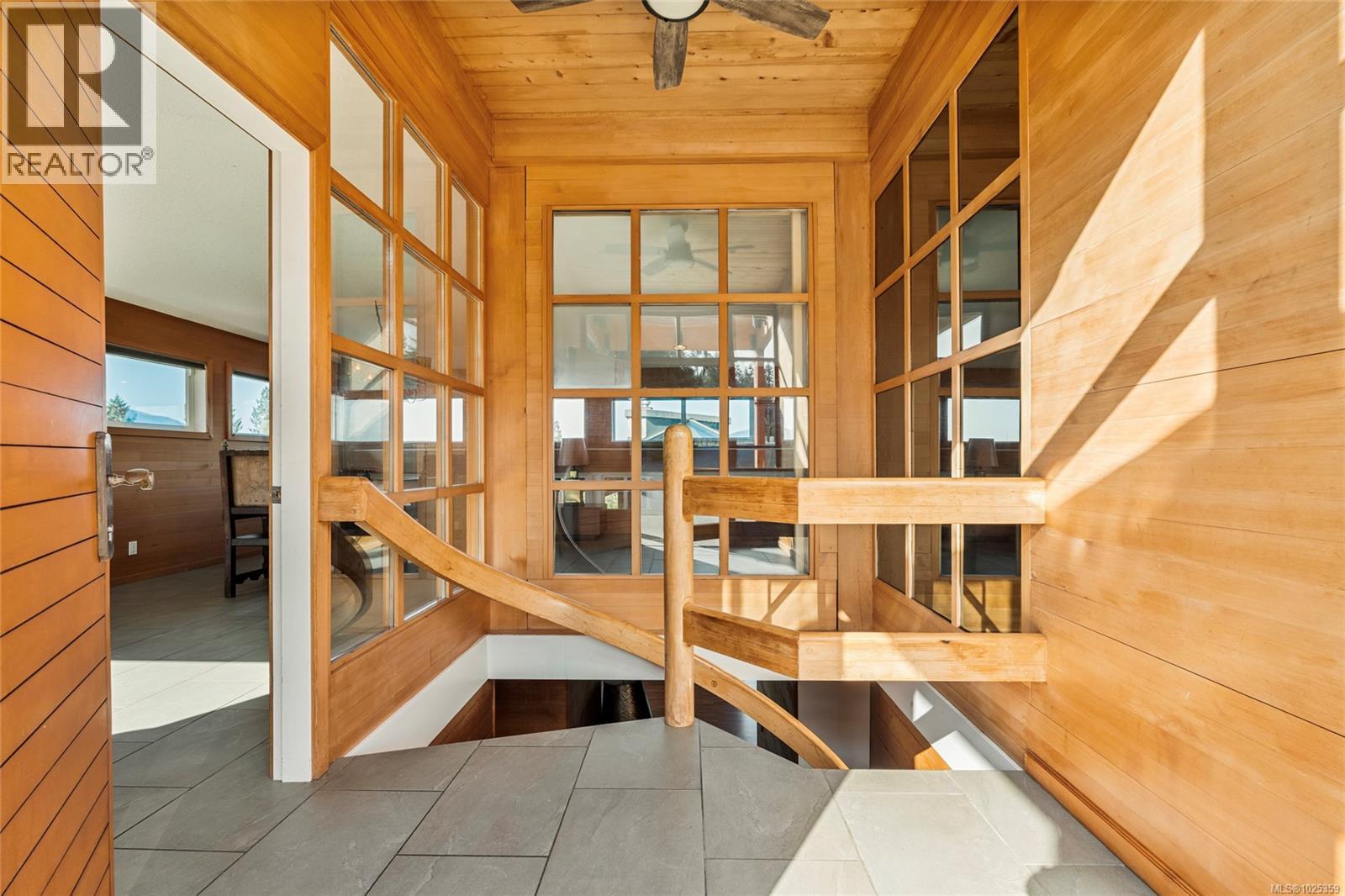 1257 Cherry Point Rd, Cowichan Bay