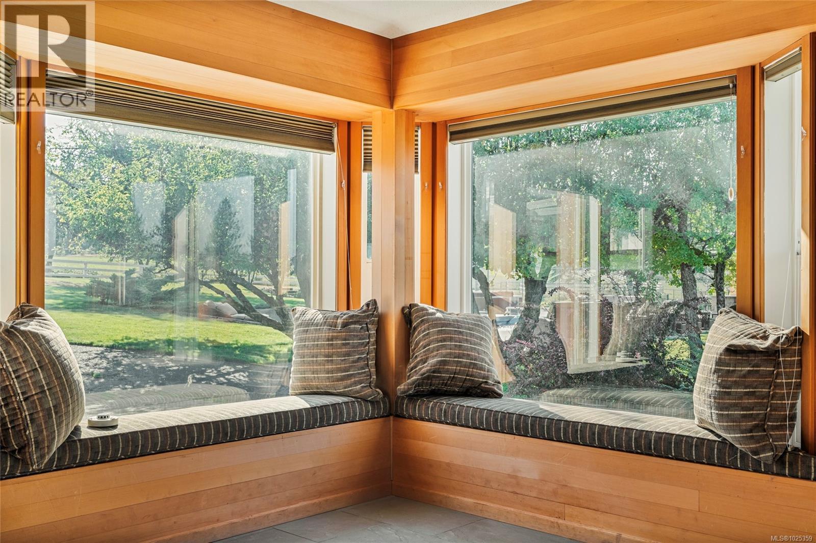 1257 Cherry Point Rd, Cowichan Bay