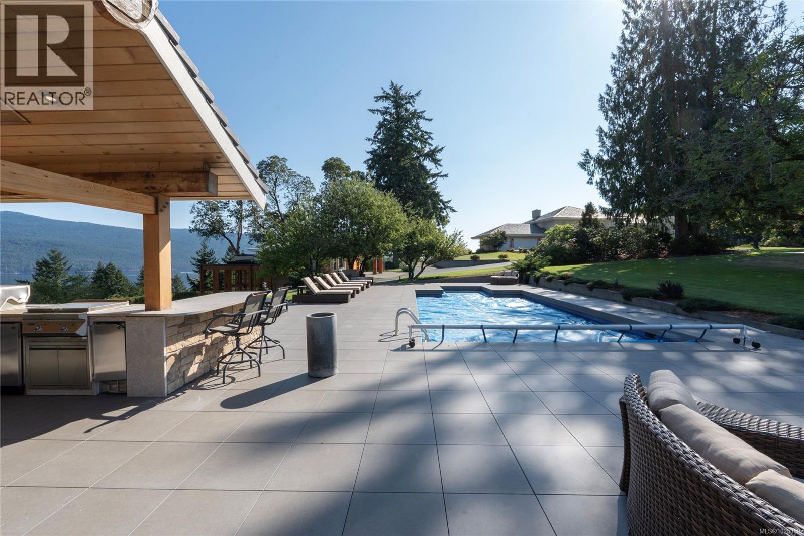 1257 Cherry Point Rd, Cowichan Bay