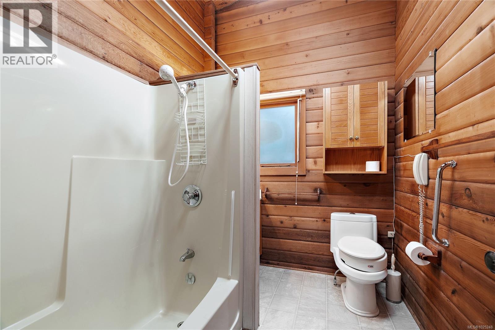 11064 Kittiwake Pl, North Saanich